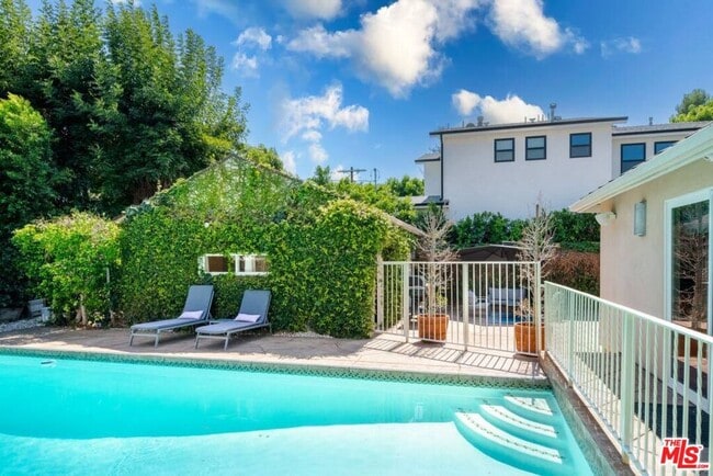 Photo - 4240 Matilija Ave