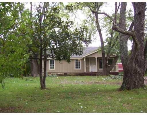 Building Photo - 581 S Ray Ave