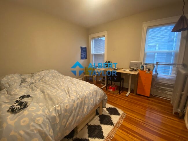 Photo - 21 Moraine St