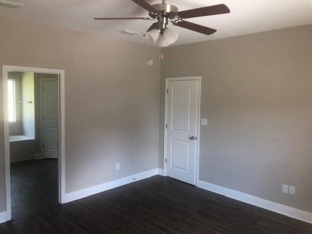 Photo - 7355 School House Ln