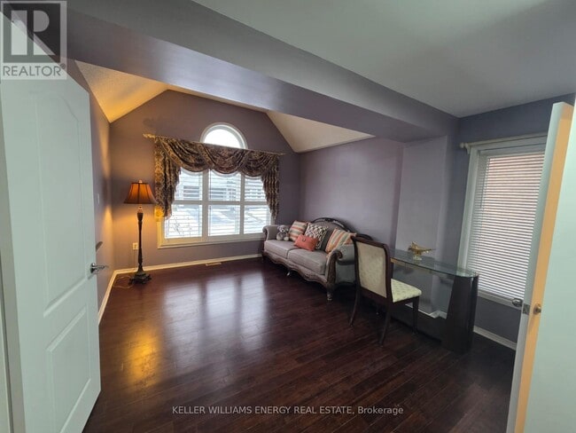 Photo - 12 Phillpot Ln