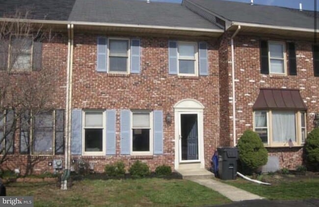 Building Photo - 516 Susan Dr