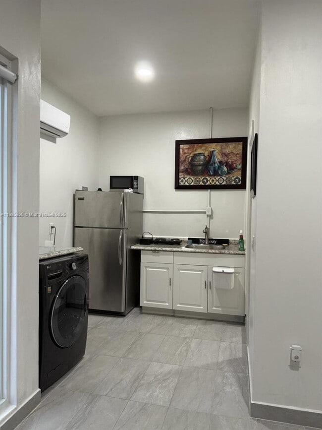 Photo - 1429 SW 103rd Ave Unidad 1