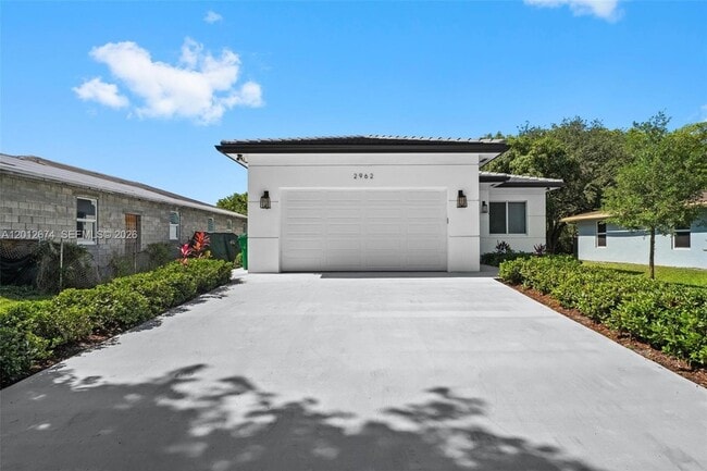 Photo - 2962 NW 10th Ct