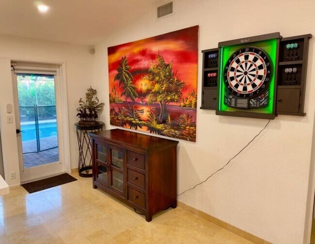 Photo - 2524 Gulfstream Ln