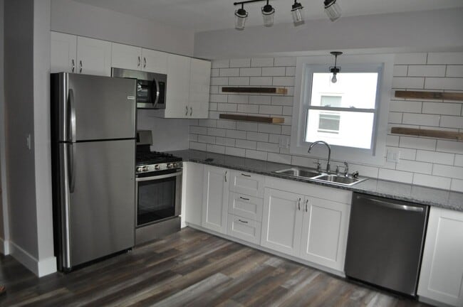 Photo - 4220-4226 Wilson Ave SW