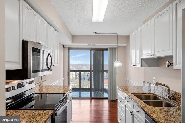 Photo - 19385 Cypress Ridge Terrace Unit 815