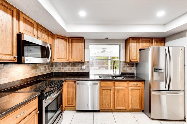 Photo - 3460 NE 28th Ave