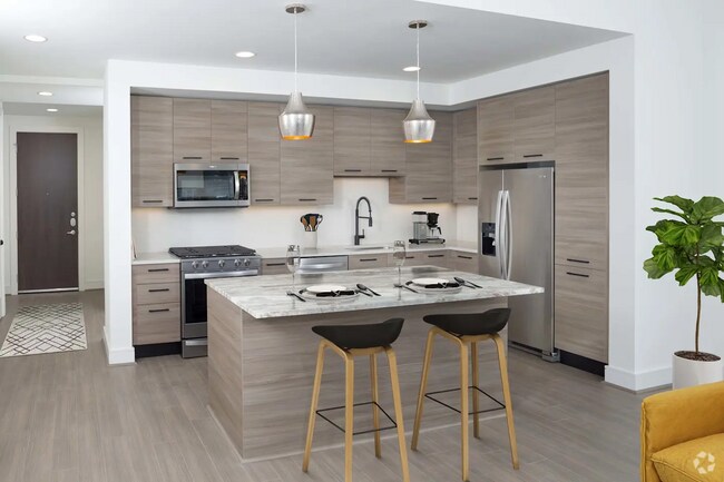 Building Photo - Downtown Studio with Rooftop Pool — Now $1... Unit CNDN Rental