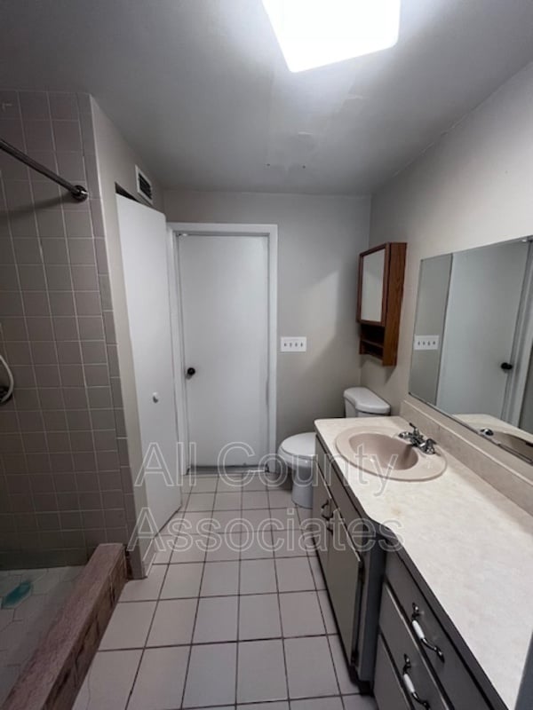 Photo - 11023 Hook Ln