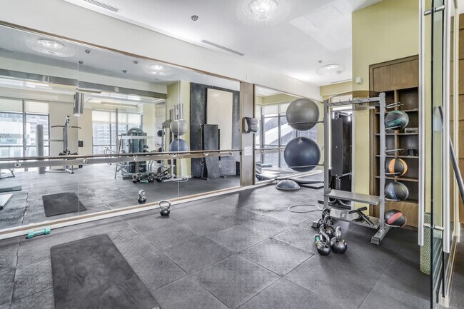 Photo - 300 Front St W Unité SI ID1471501P