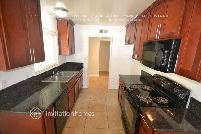 Photo - 3230 Wright St