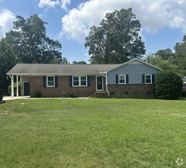 Building Photo - Northeast Raleigh 3 bedroom gem! Rental