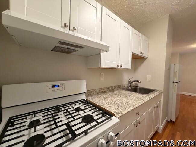 Photo - 21 Sheafe St Unit 3