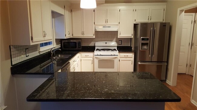 Photo - 2807 Forest Wood Dr