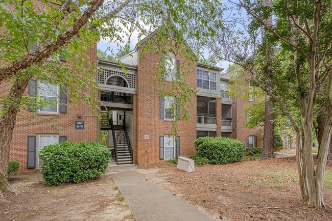 Southpoint Estate Apartments