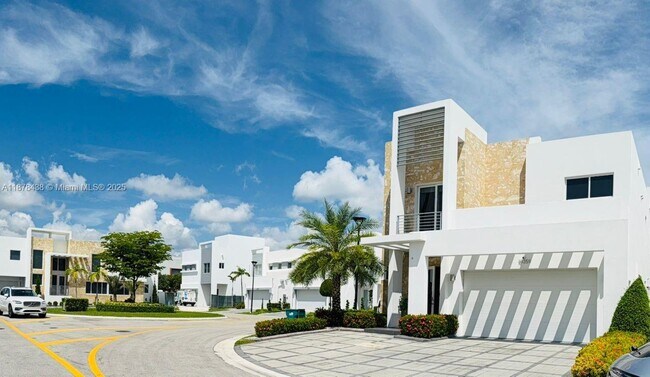 Building Photo - 10359 NW 67th Terrace Rental