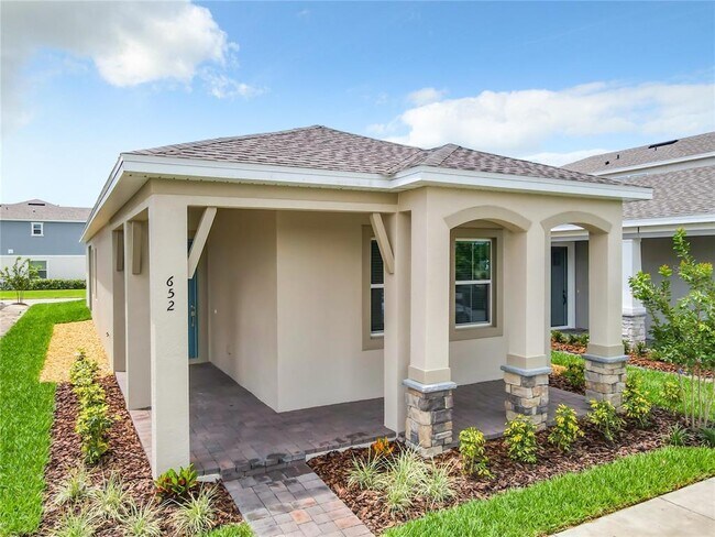 652 Kimber Ln