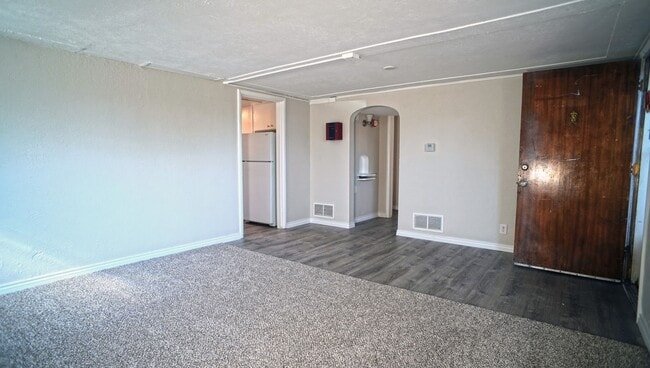 Photo - Dayton Duplex Unit A