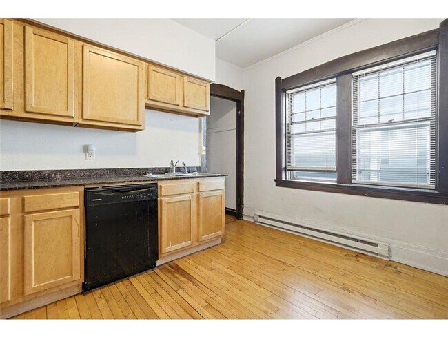 Photo - 604 Holly Ave Unit 201