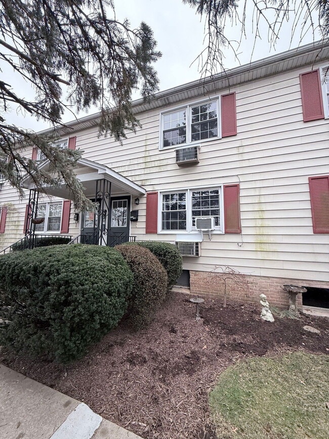 Photo - 4597 Ethel St Unit B