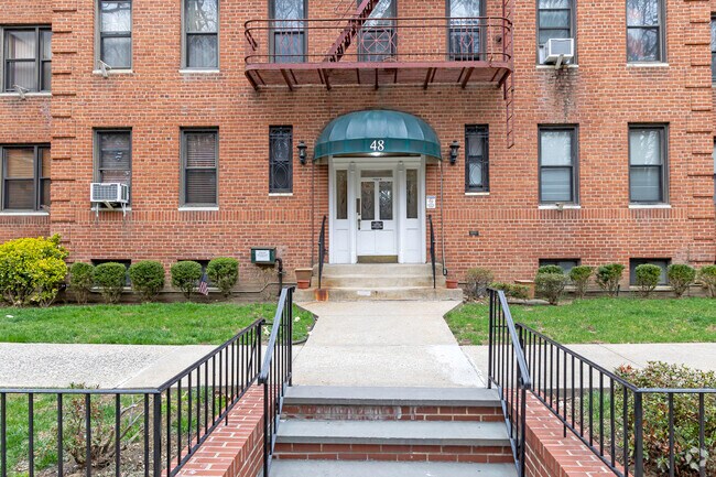 Entrance - 44-56 Parkway N