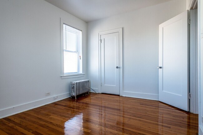 Photo - 8222-32 S Ingleside Ave Chicago, IL 60619