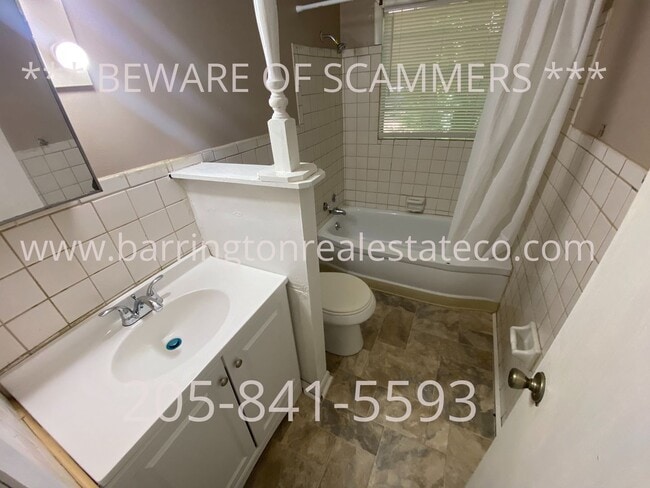 Photo - 125 Jerry Coleman St