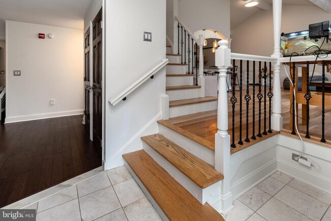 Photo - 230 Jacobs Creek Rd