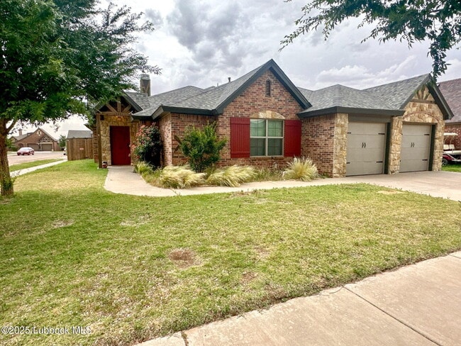 Photo - 3001 112th St House