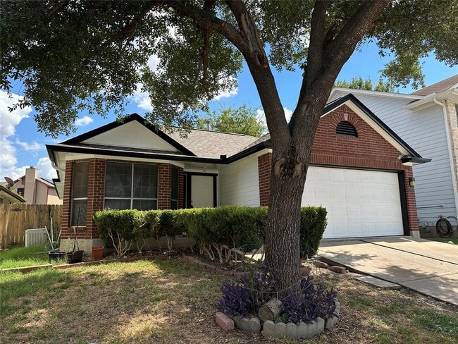 Photo - 13817 Merseyside Dr