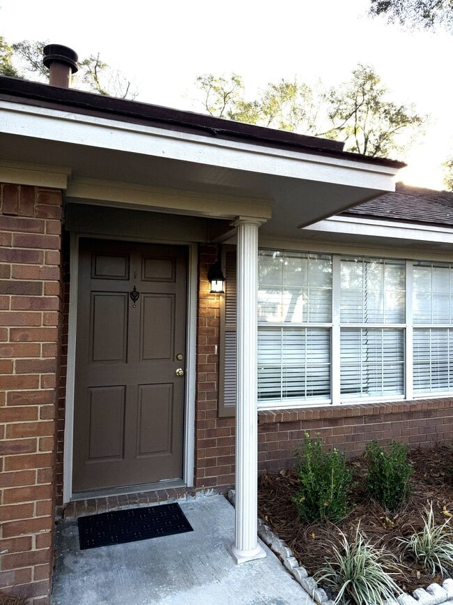 Photo - 1008 Old Oatland Island Rd