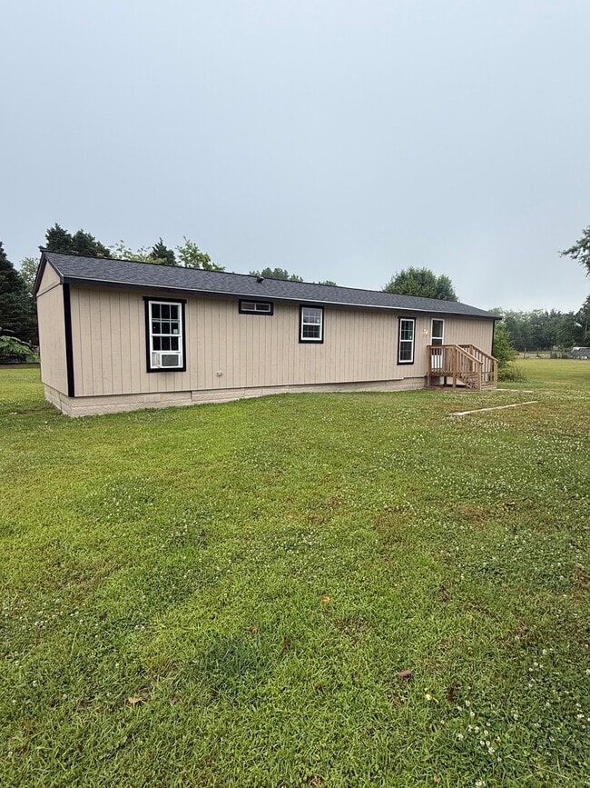 Building Photo - 2020 W Barr Rd