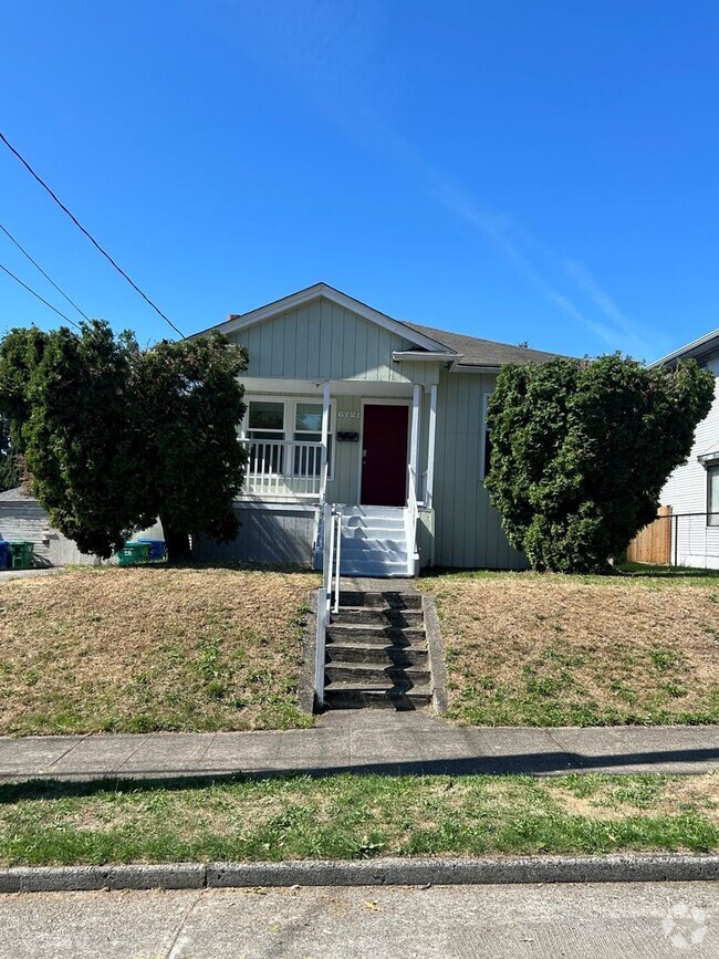 Building Photo - 3 Bedroom, 2 Bathroom Ballard Home with Ne...