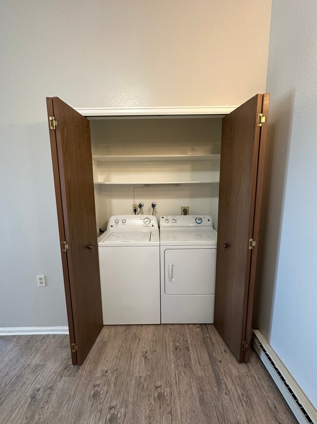 Photo - Sycamore Gardens Apartments