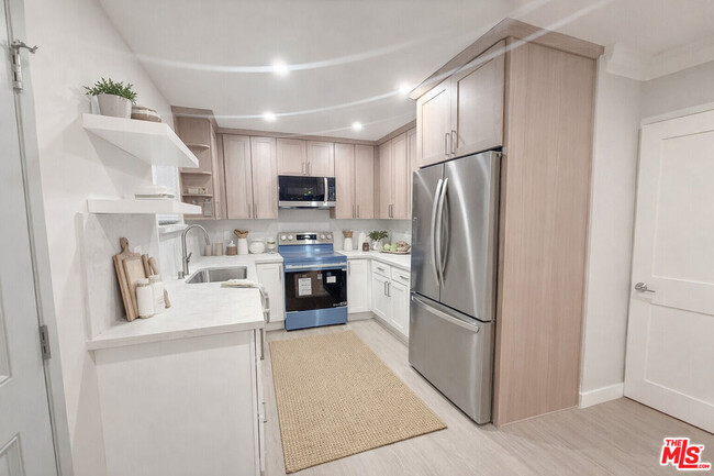 Photo - 1117 S Bedford St Unit 101