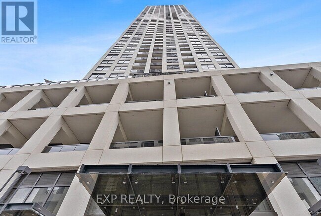 Photo - 30 Elm Dr W Unit 1501