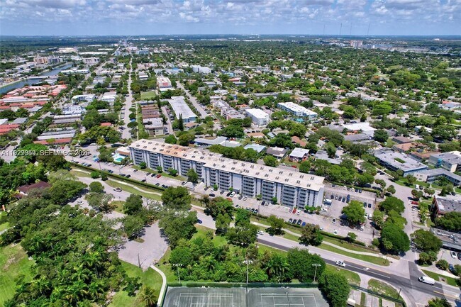 Photo - 16851 NE 23rd Ave Unit A108