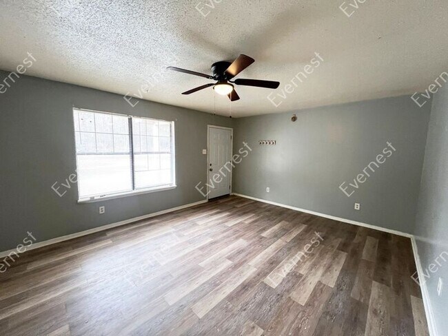 Photo - 12005 Geyer Springs Rd