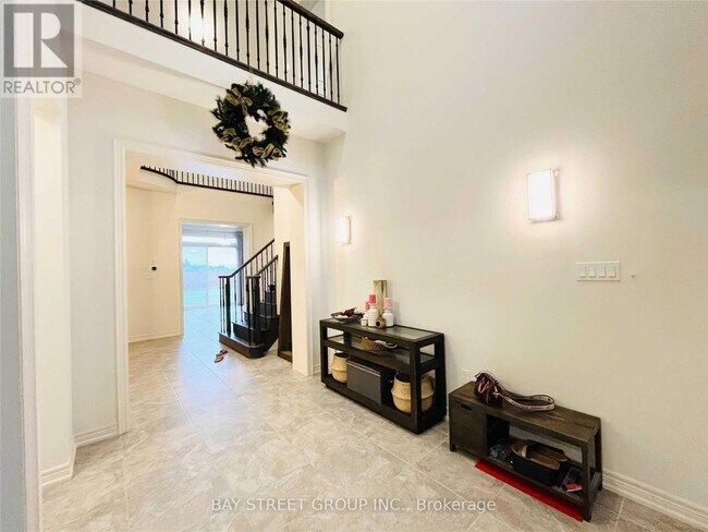 Photo - 25 McIsaac Dr