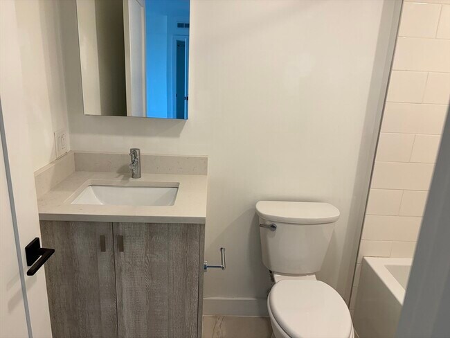 Photo - 917 Bennington St Unit 310