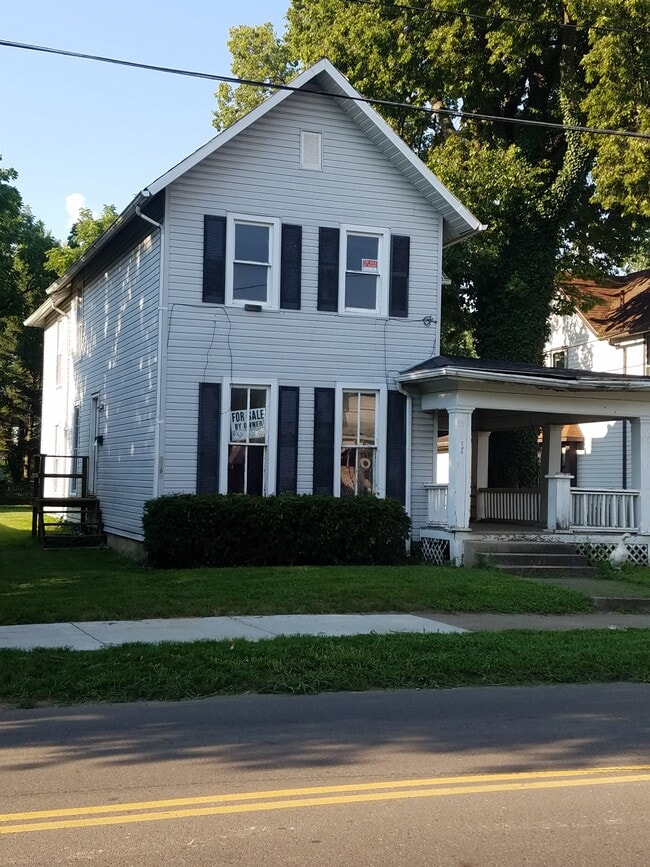 Building Photo - 296 W Church St Unit A