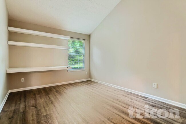 Photo - 10 St Charles Pl