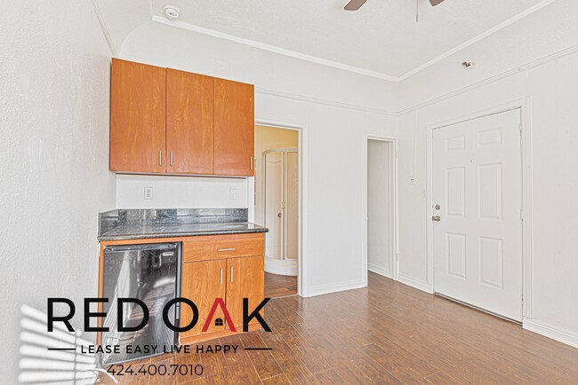 Photo - 716 S Berendo St Unidad 203