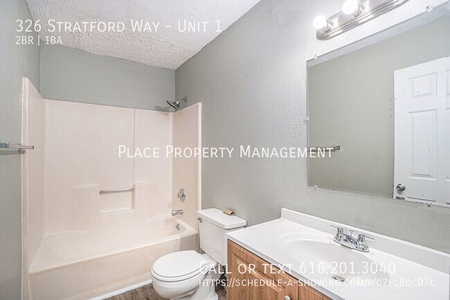 Photo - 326 Stratford Way Unit #1 - Main floor 2 B... Unidad 1