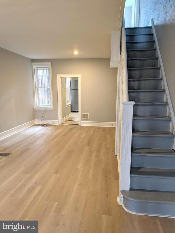 Building Photo - 123 N Peach St Rental