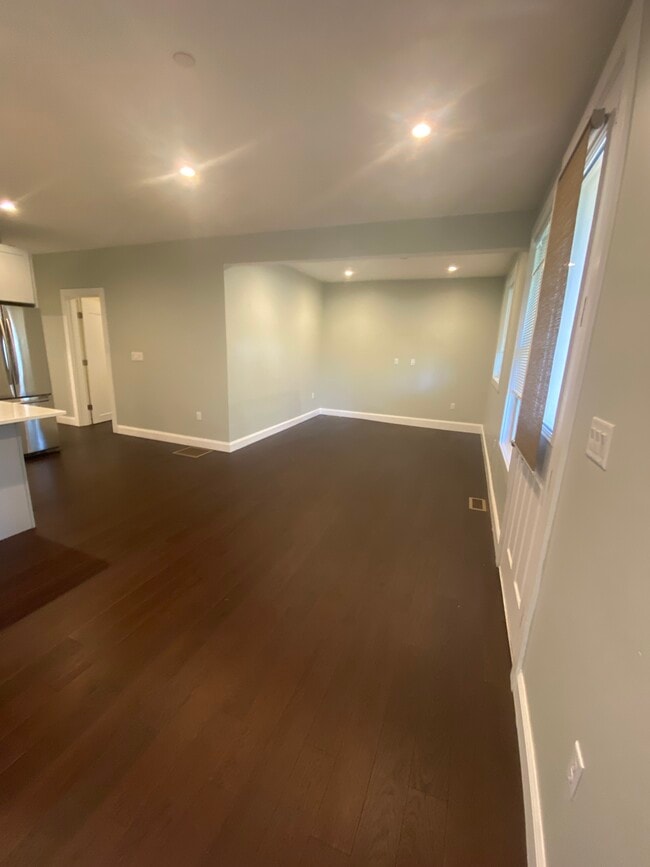 Photo - 11 Bellflower St