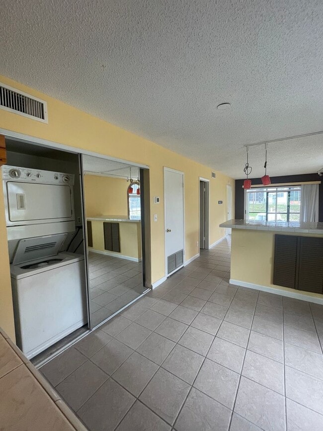 Photo - FREE 1ST MONTH RENT 1 Bed 1 Bath | Central Air | Community Pool | Section 8 Welcome