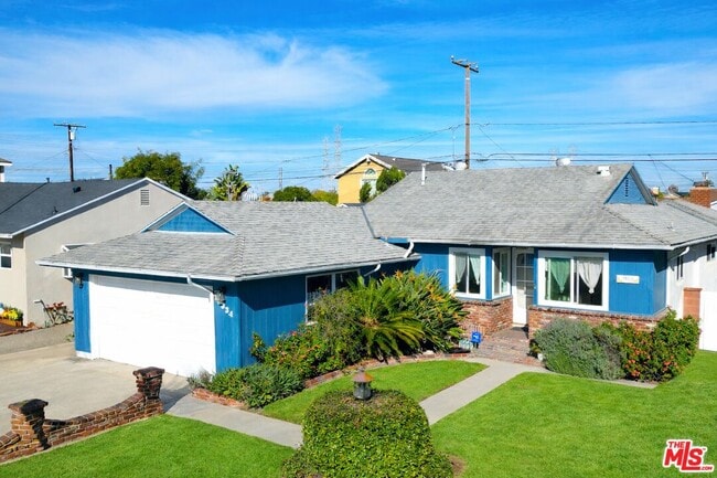 Building Photo - 19334 Beckworth Ave