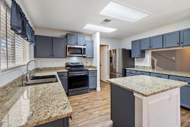 Photo - 12158 Stoney Summit